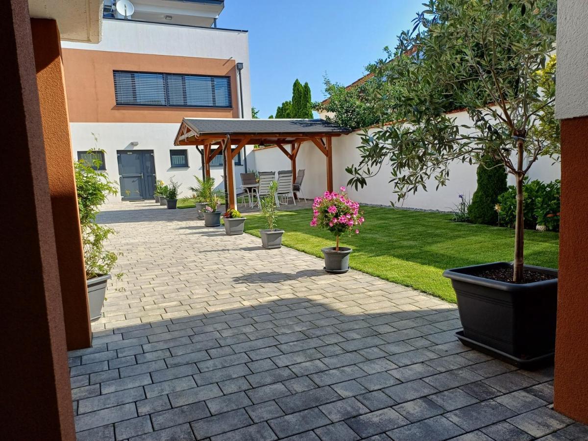Appartments Gartenblick Illmitz Exterior foto